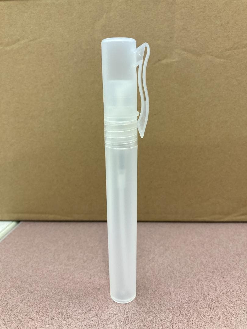 携帯用スプレーボトル  販促用のスプレーのボトルです。