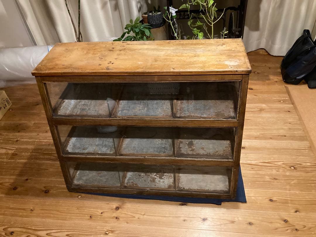 昭和レトロ　木製対面ガラスショーケース　背面開戸