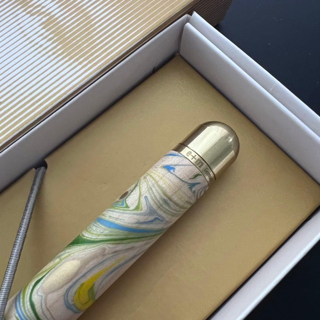 イープラスエム e+m シャープペンシル 0.7 Marble ゴールド ②