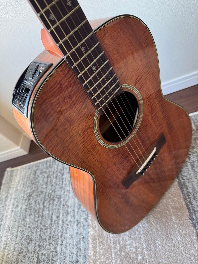 Takamine PTU408K ハワイアンコア