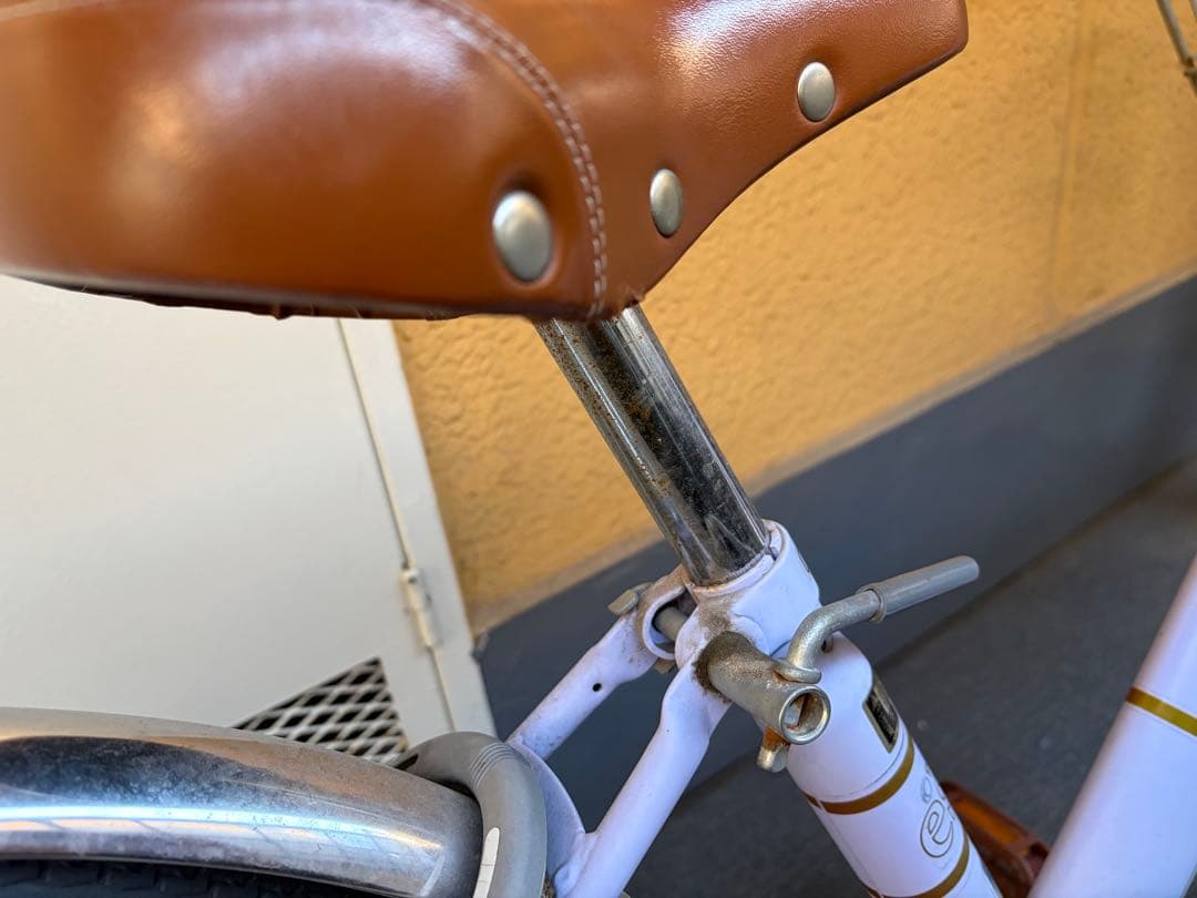 引き取り限定　esse 子供用自転車 ラベンダー 前カゴ付き　20インチ　東京都