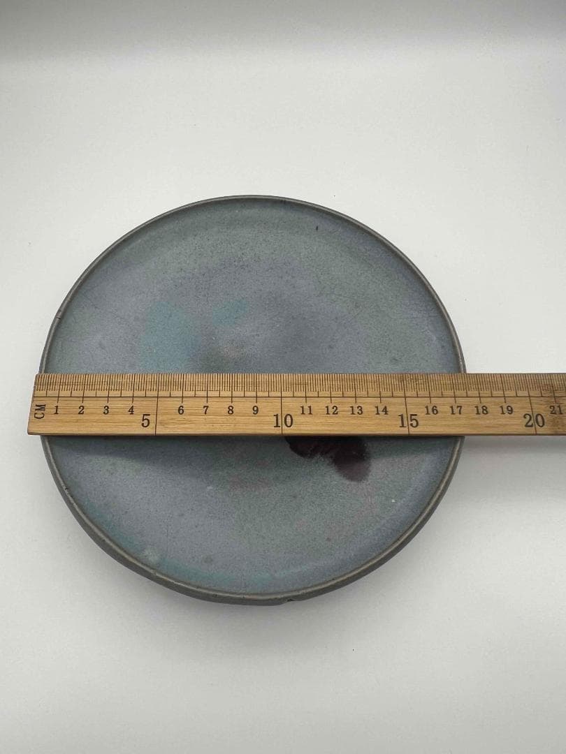 北宋時代　鈞窯　澱青釉飛紫紅斑盤　【旧家蔵出し】　窯変釉　辰砂皿(B-84)