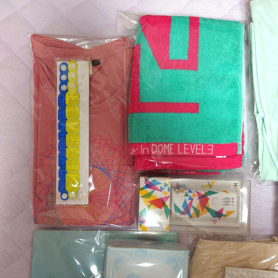 Perfume ライブ 映画 グッズ