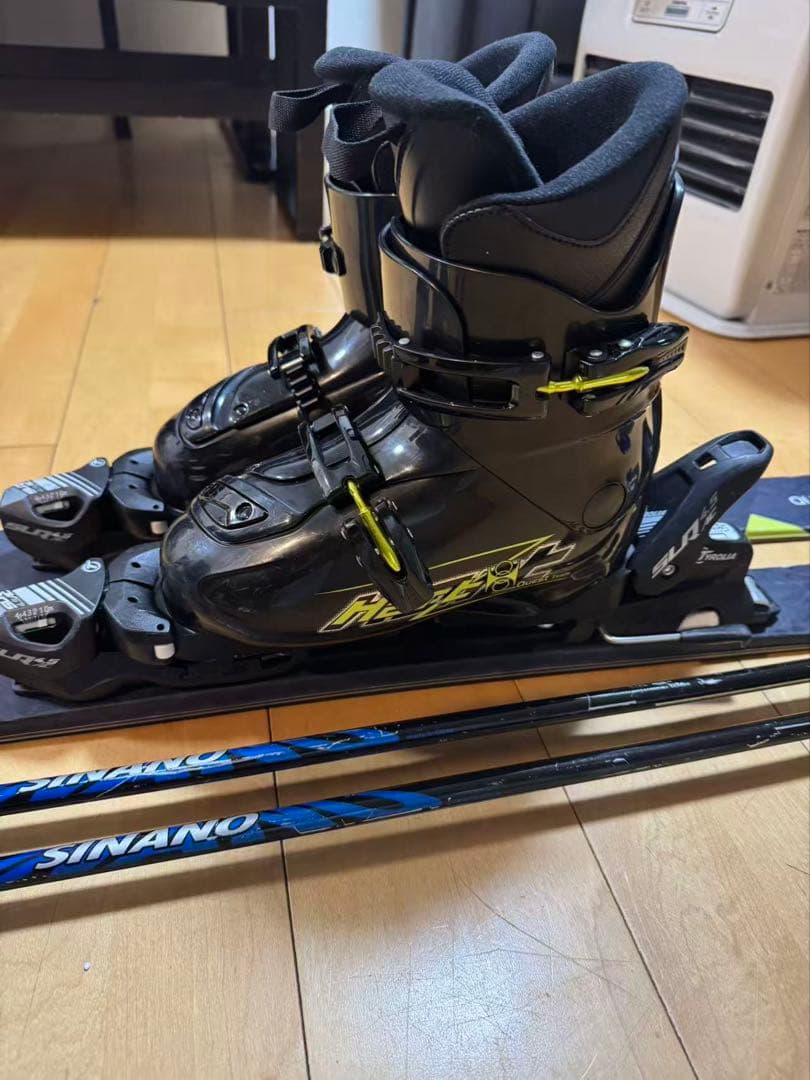 hartスキー板120 hartブーツ23.0ストック　ジュニアスキーセット