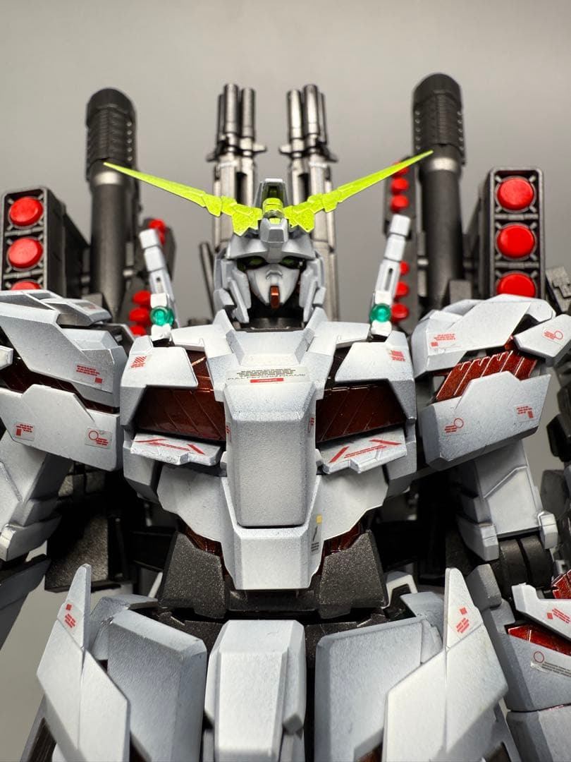 ひ*わ様 ガンプラ MG 1/100 フルアーマーユニコーンVer.Ka 完成品