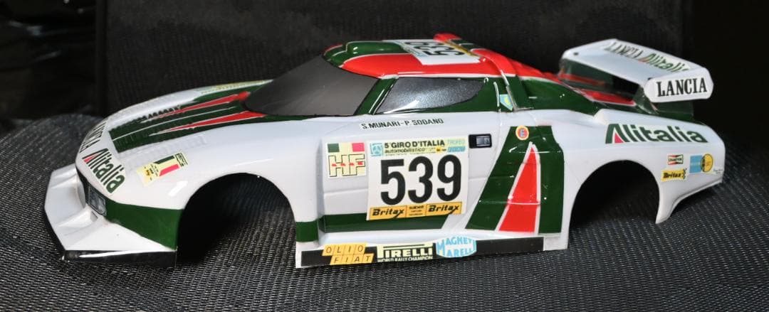 ラジコン　ボディーカバー ホイル付　その２