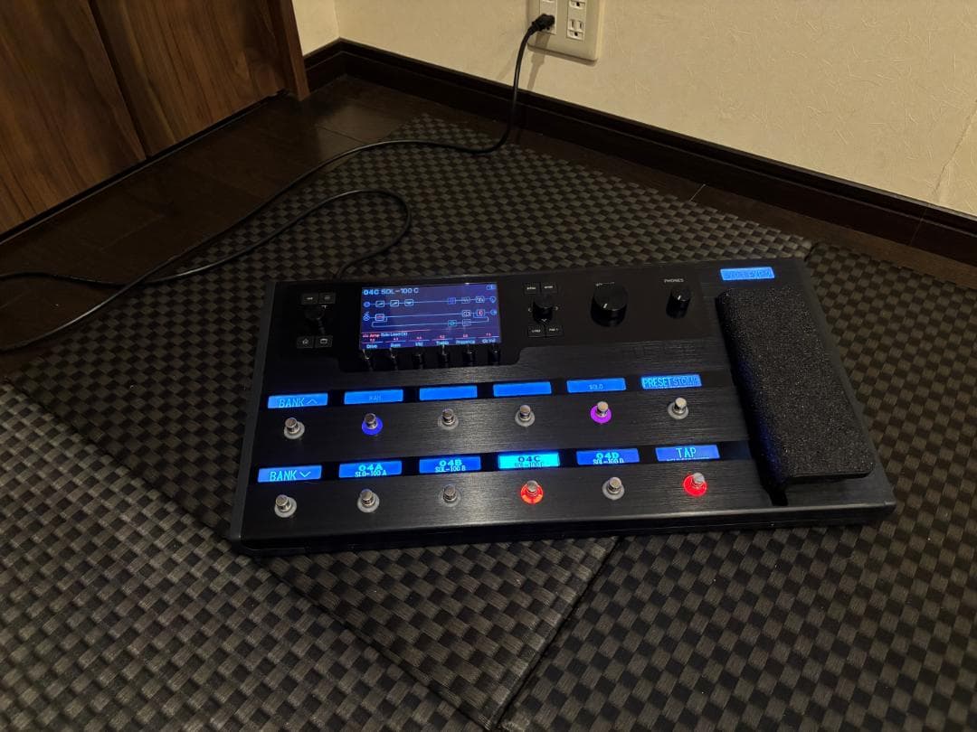 超美品 LINE 6 HELIX Floor