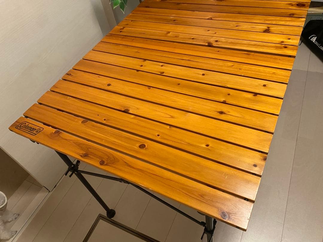 Coleman 木製アウトドアテーブル