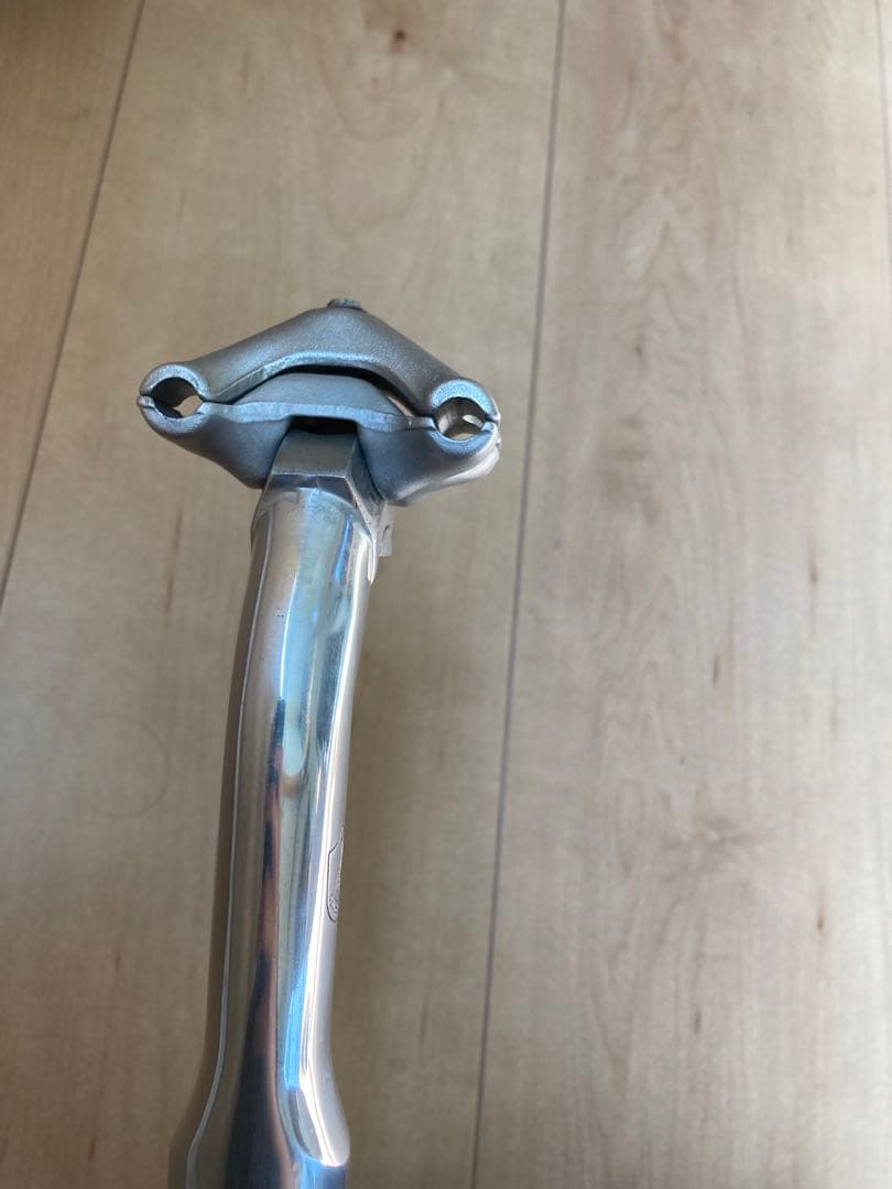 カンパ Cレコ 27.2 シートポストとveloceブレーキ