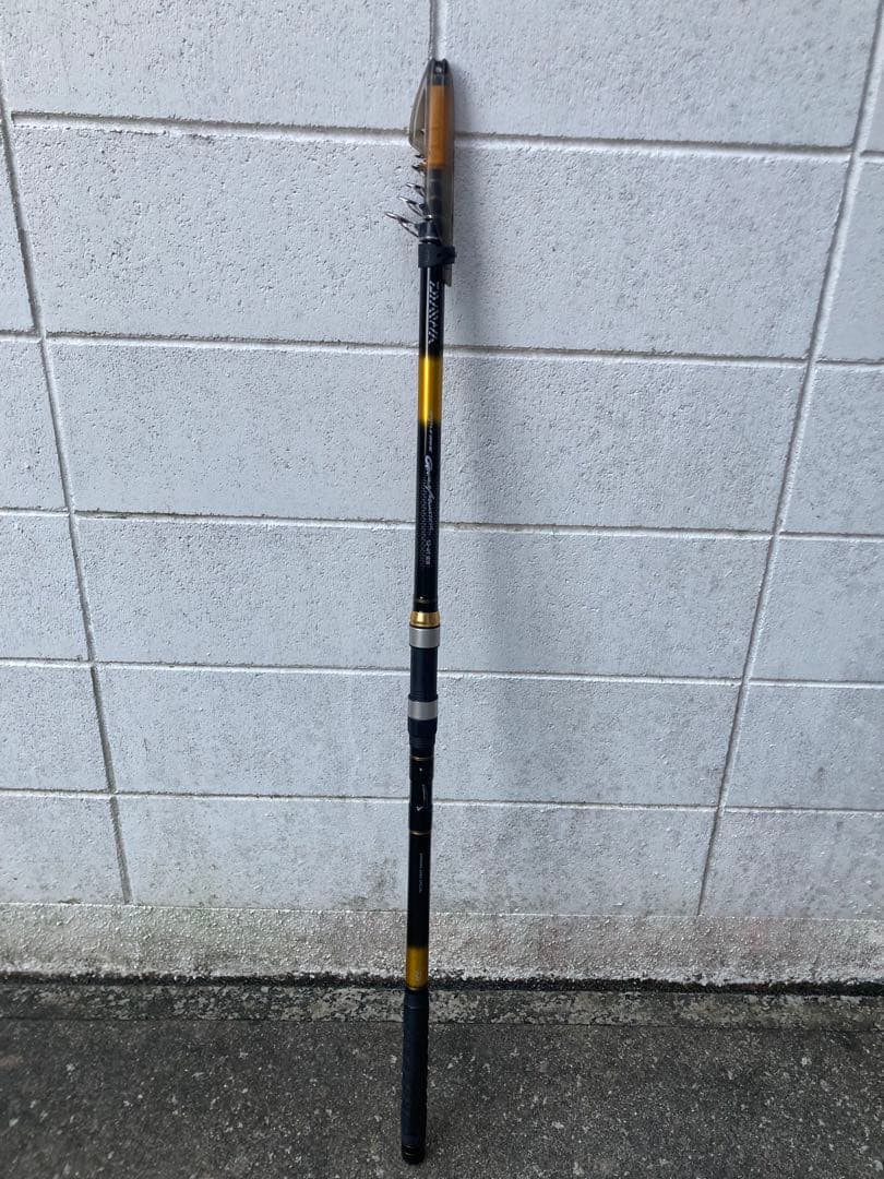 中古美品　Daiwa ガーラモンスター12-49