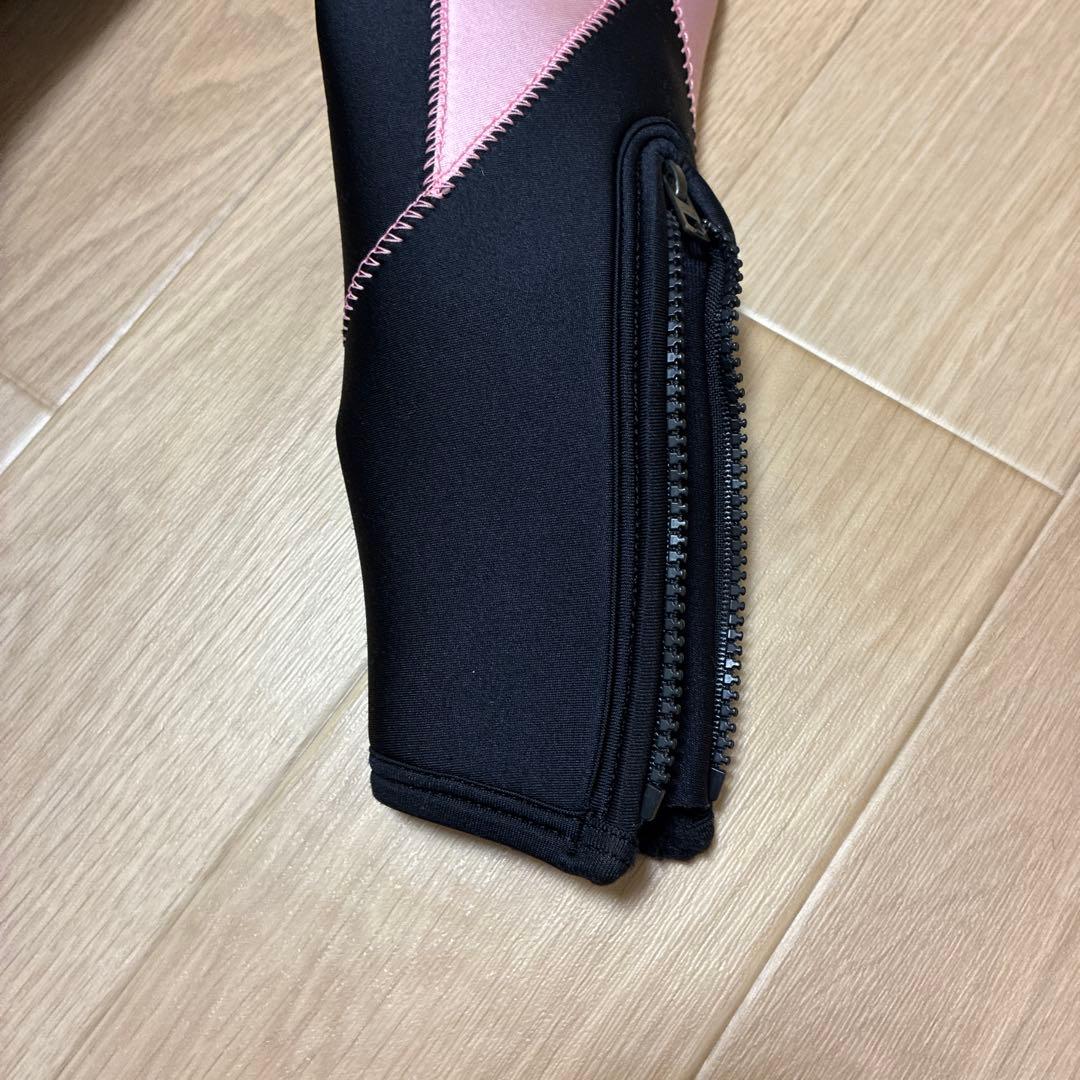 World Dive ウェットスーツ　フルスーツ 黒とピンク