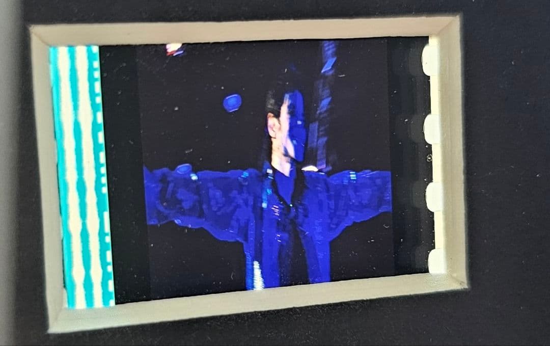 【超レア】 THIS IS IT フィルムセル 45/200マイケル・ジャクソン