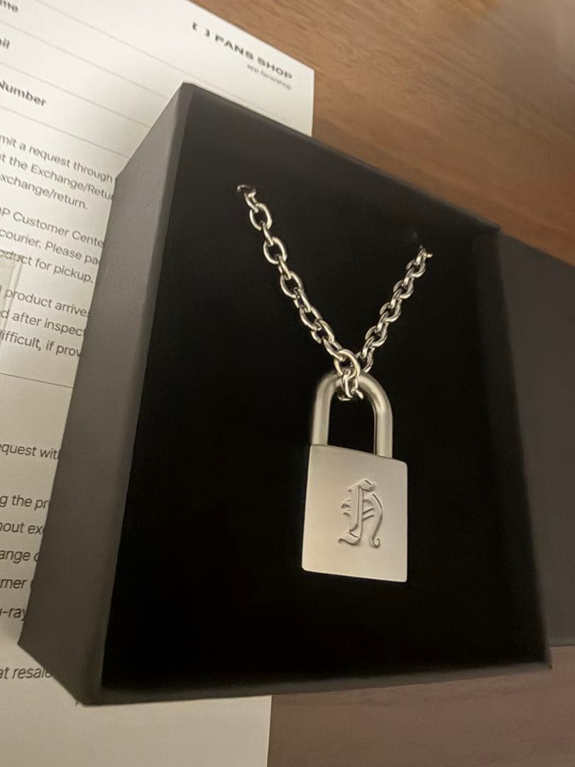 ヒョンジン・ネックレス 南京錠 <dominATE : celebrATE>
