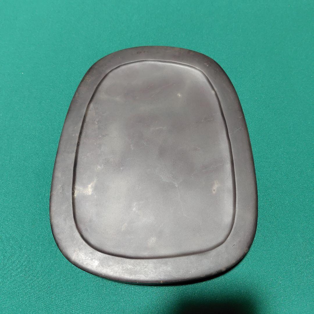 彫刻装飾付き中国端渓硯木製箱付き