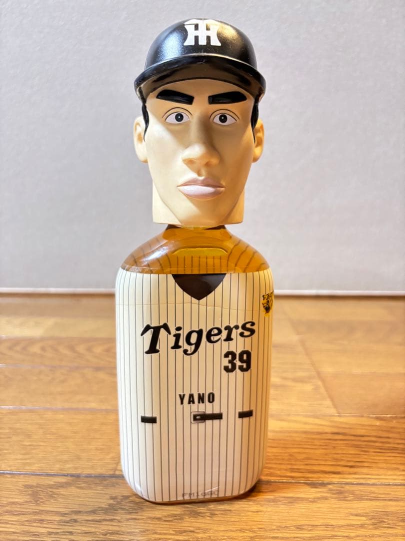 【優勝セール】2003年 阪神タイガース 優勝記念ウイスキー　※カレンダー付き