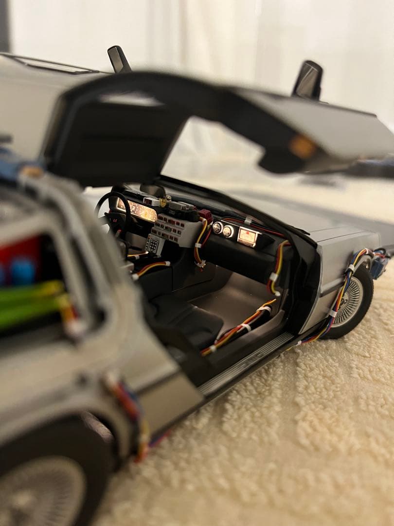 バックトゥザフューチャーPart I タイムマシン　1/24塗装完成品