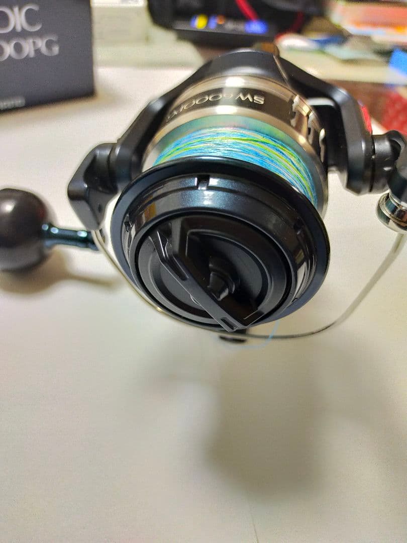 SHIMANO 20 STRADIC SW 6000PG スピニングリール