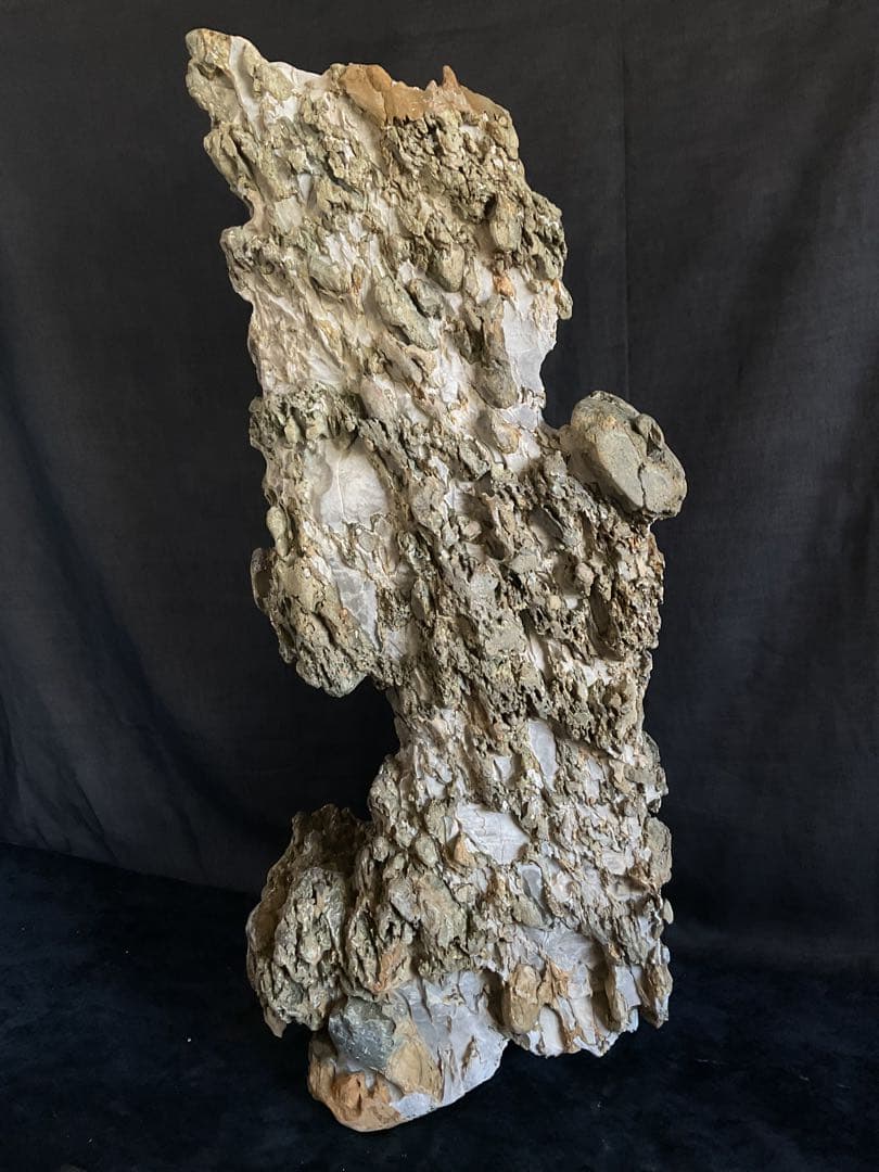 素晴らしい！奇岩水石/パワーストーン/さざれ石/鉱物見本