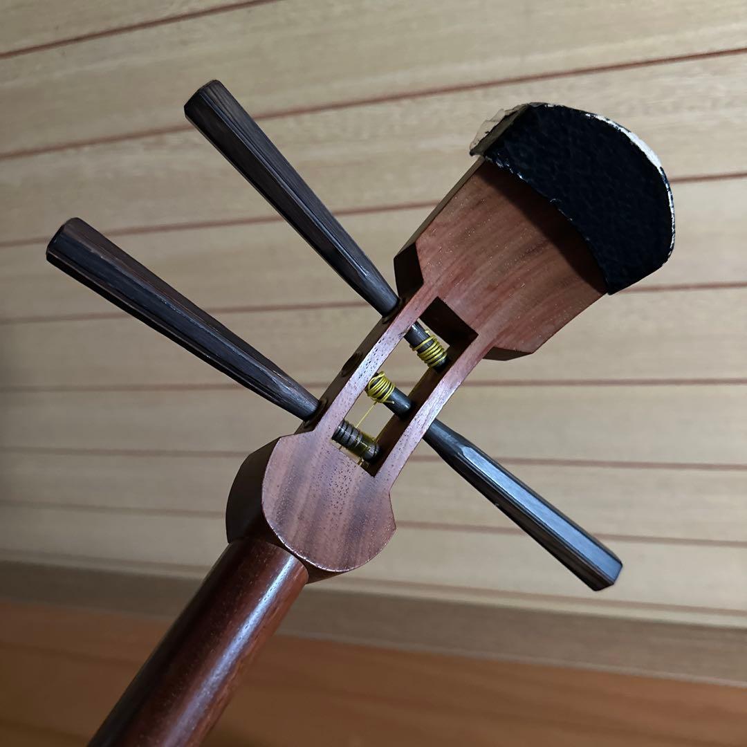 三味線本体 細棹　ソフトケース付き　秋田三味線　長唄等　３弦