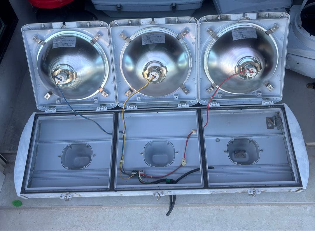 信号機 信号灯器 信号電材株式会社　本物