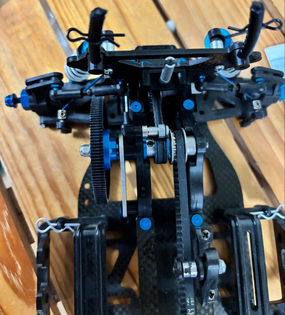 タミヤラジコン　TA04-Sシャーシカスタム　スピコン.モーター付き