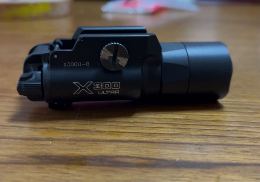 正規品 Surefire X300U-B