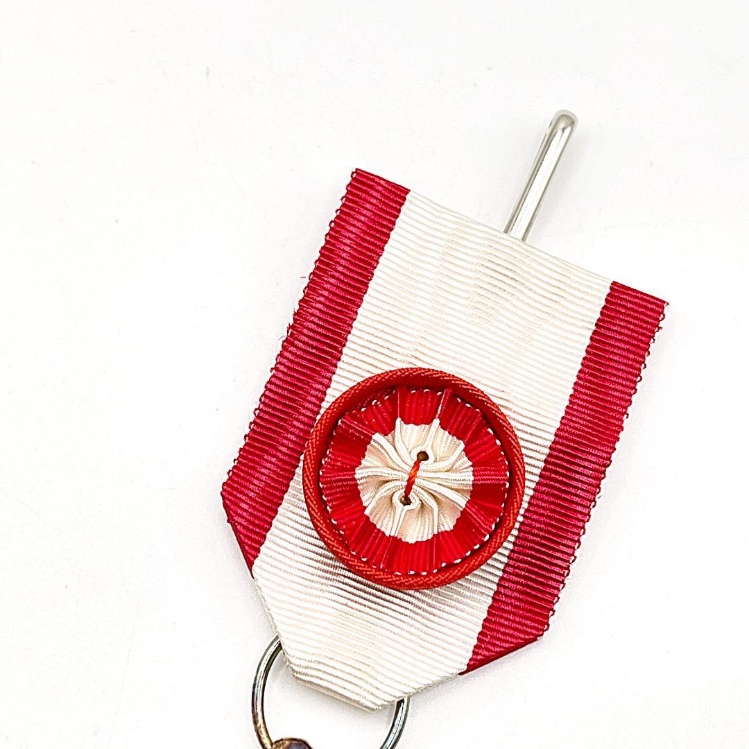 勲章 勲四等旭日小綬章 本体のみ 旧日本軍 ミリタリー