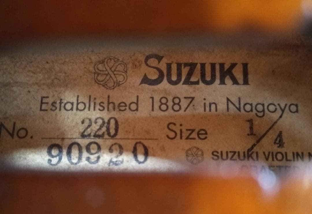SUZUKI バイオリン No.220 1/4 初心者 練習用 ケース付