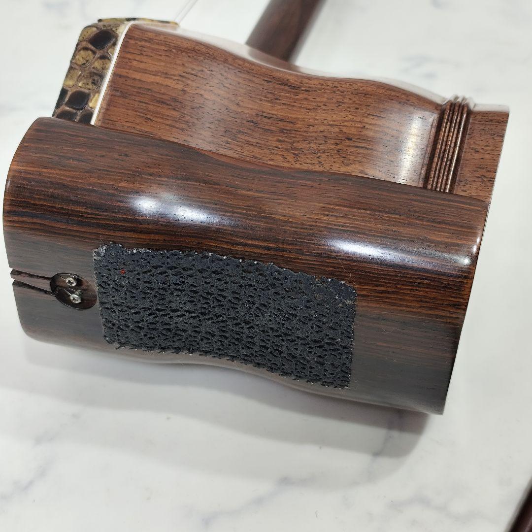 二胡 名師堂 紅木精品 練習用 ニシキヘビ皮 萬其興製 弦楽器 中国
