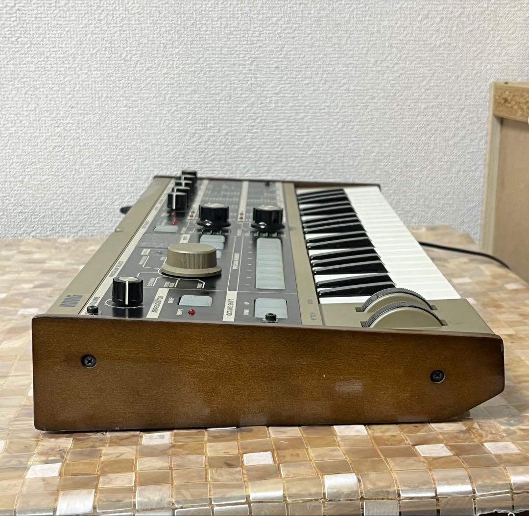 t*e様 KORG microKORG シンセサイザーとNumarkヘッドホンセ