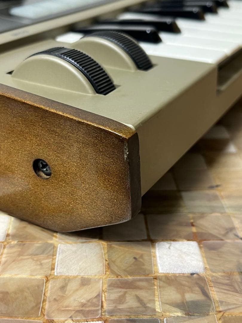 t*e様 KORG microKORG シンセサイザーとNumarkヘッドホンセ