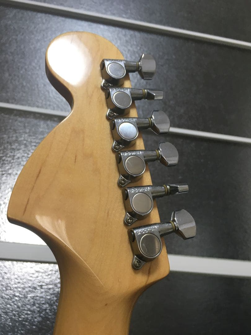 FenderJapan ST72【スキャロップ】【リッチー仕様3way】