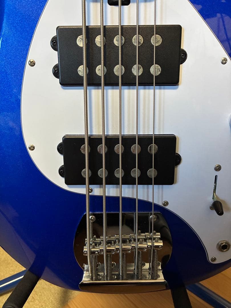 Sterling StingRay 5 ブルー