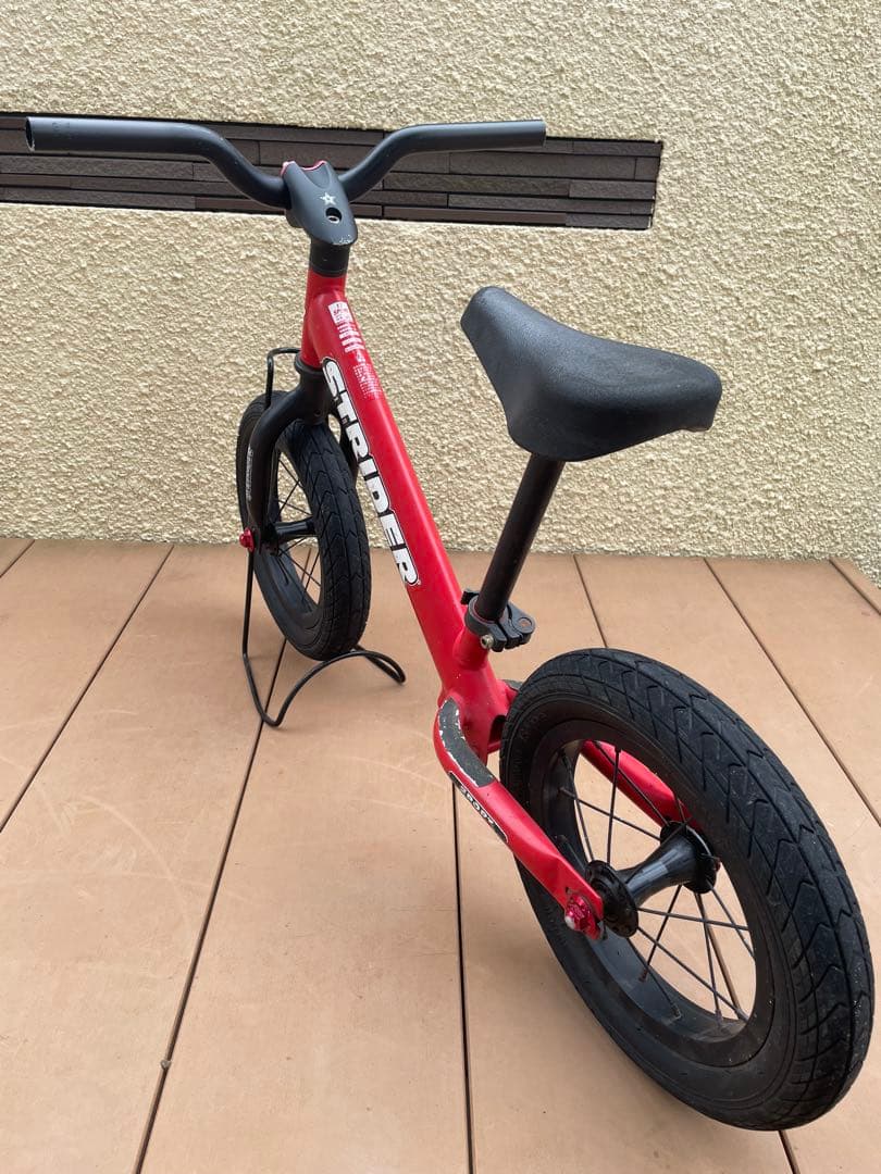 STRIDER ストライダー スポーツモデル　赤　カスタム