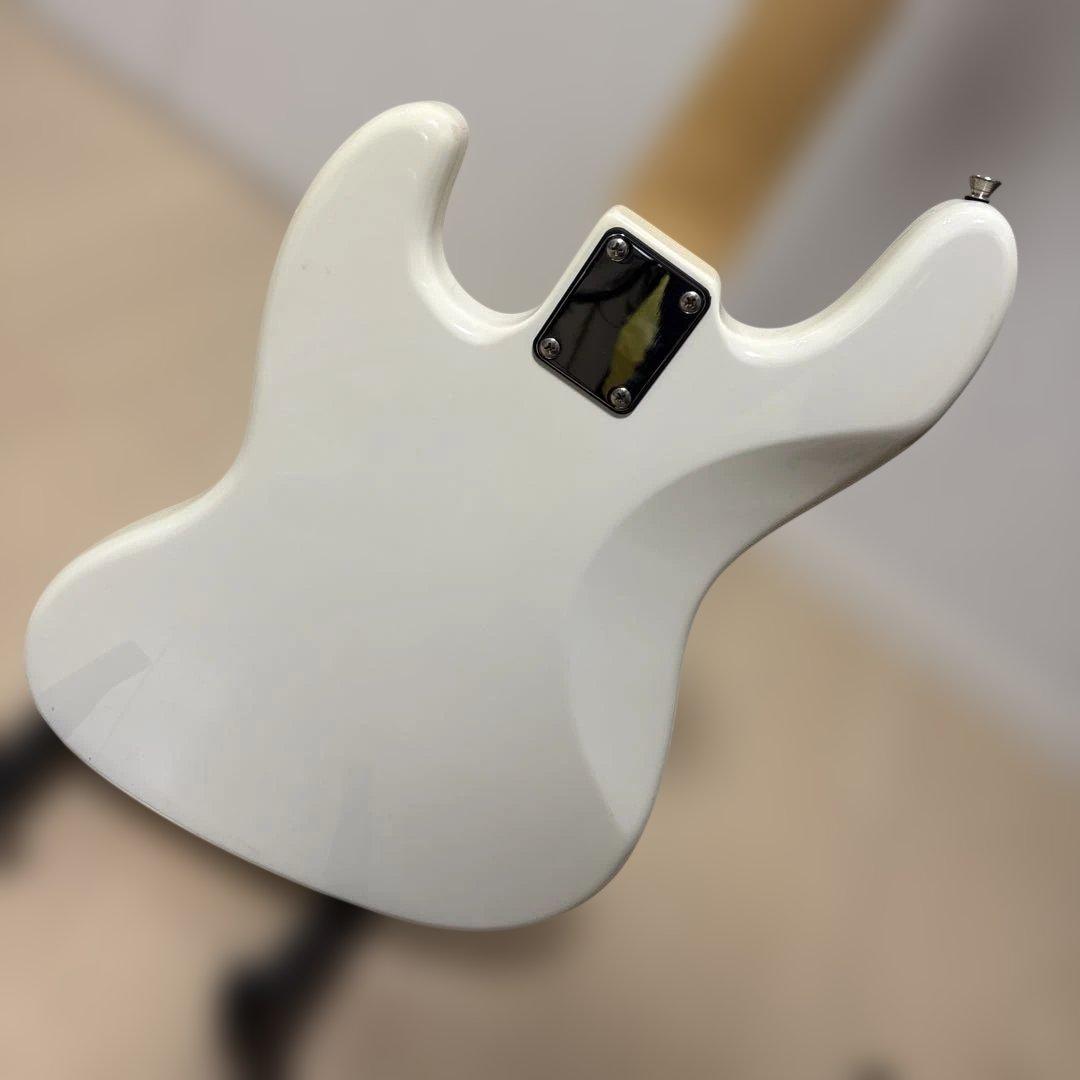 Bacchus bjb-1-rsm エレキベース ホワイト　美品