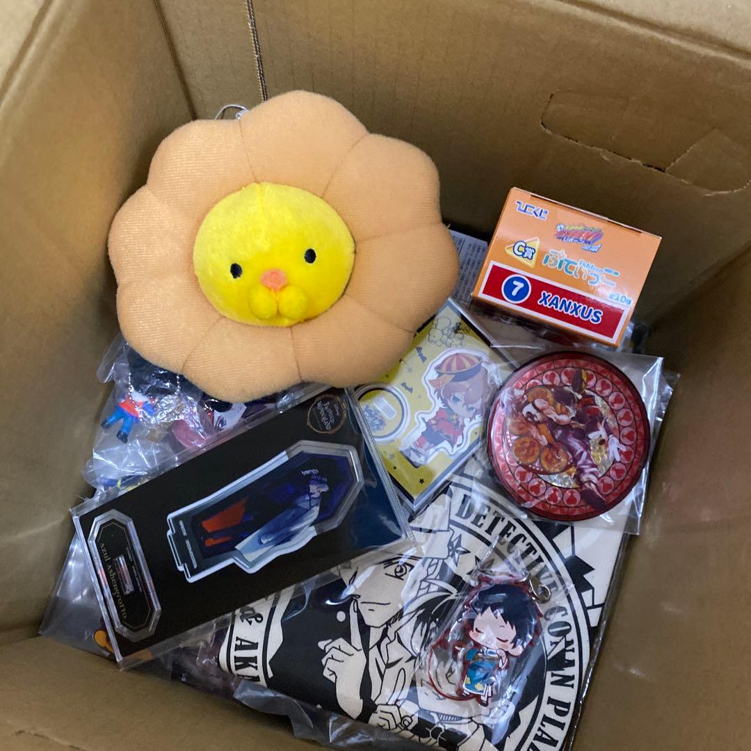 アニメキャラクターノンジャンル 大量まとめ売り　小物、フィギュア詰め合わせ