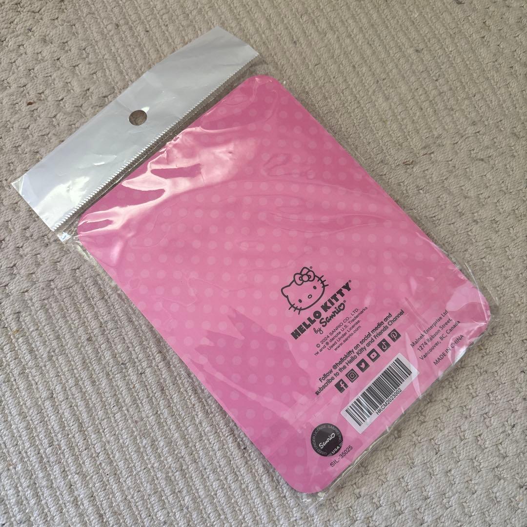 【新品・貴重 】バンクーバーHELLO KITTY マグネット