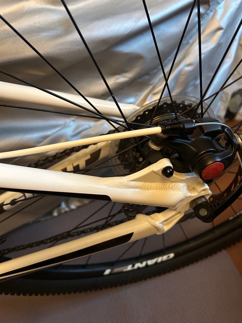 引取限定　Giant マウンテンバイク 29インチ ホワイト