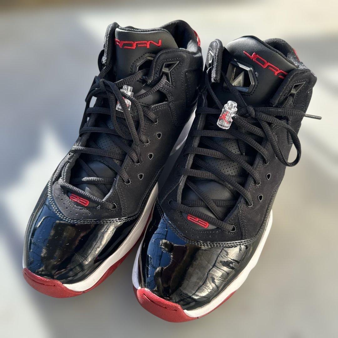 ナイキ　AIR JORDAN11 us11