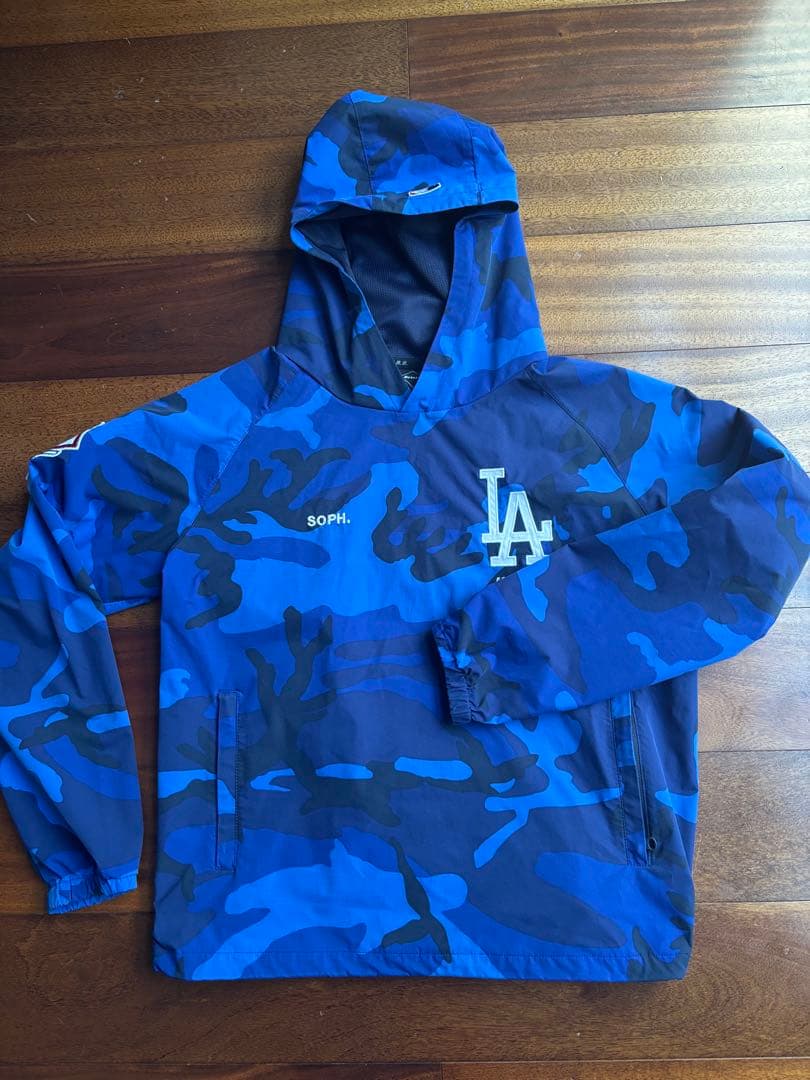 【限定品】キッズ SOPH.×LAドジャースコラボ　迷彩ジャケット