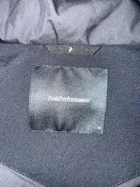 Peak Performance Pact Jacket ／ Pants