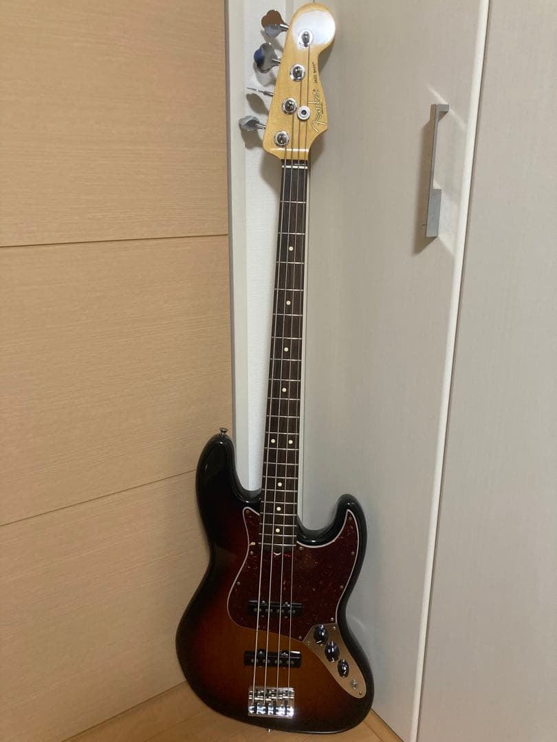 ベース FENDER American standard jazz bass