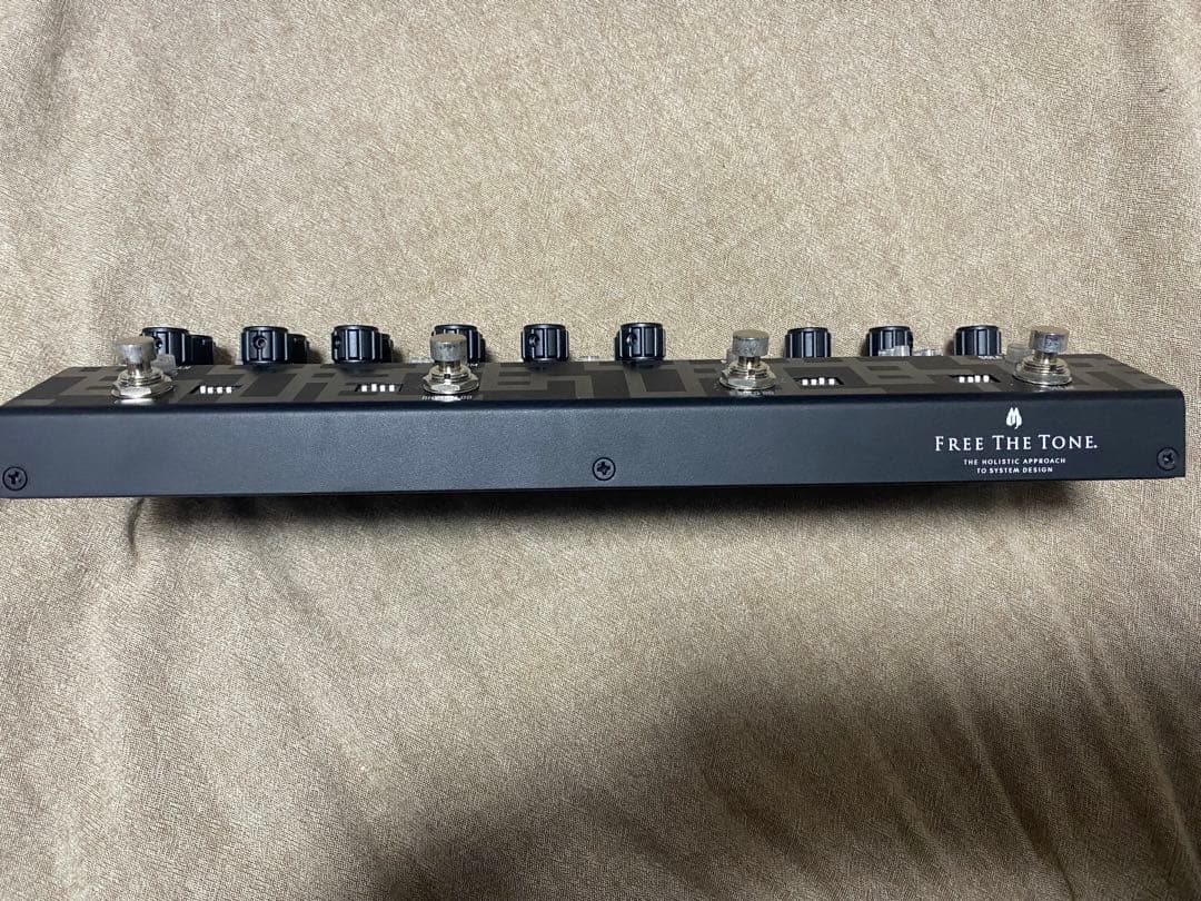 FREE THE TONE g-stage 布袋寅泰