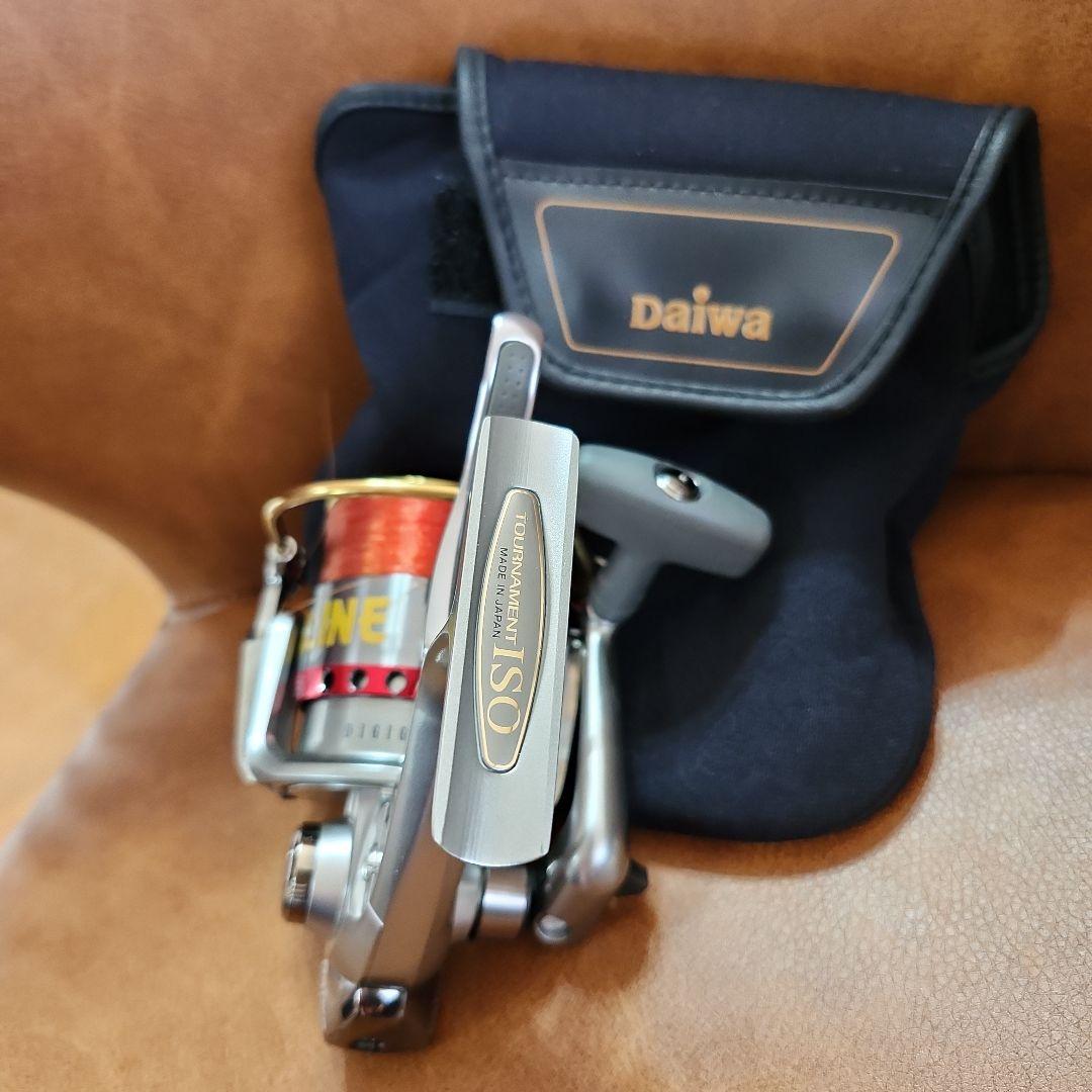 Daiwa トウナメントZ2500LB スピニングリール