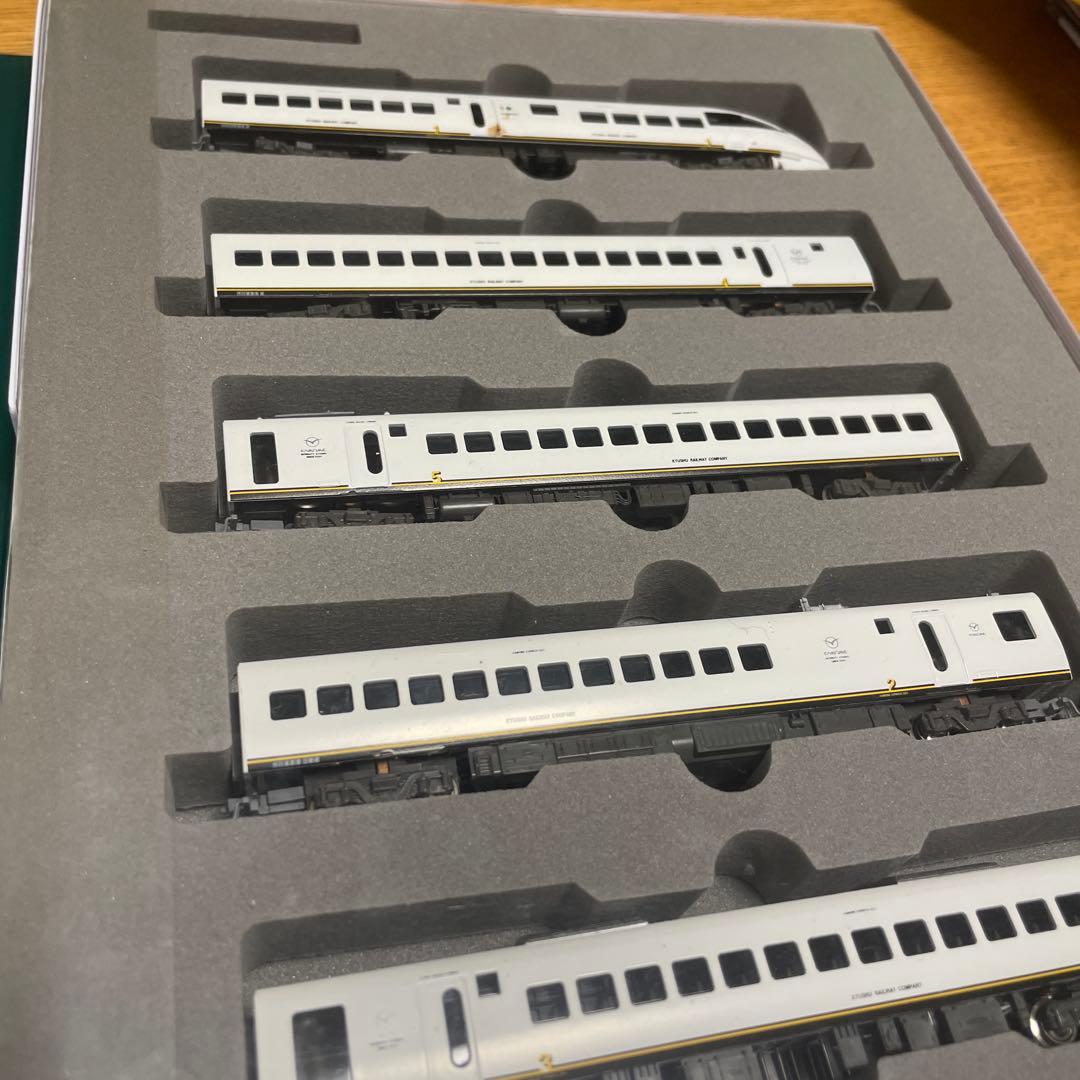 KATO Nゲージ鉄道模型、「885系「白いかもめ」6両セット」10-410