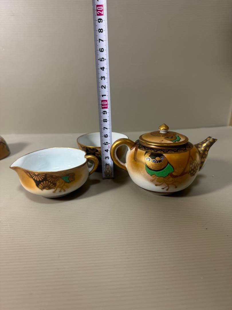 2172 九谷焼　金彩　茶器セット　急須1客　湯冷し1客　湯呑5客　時代物