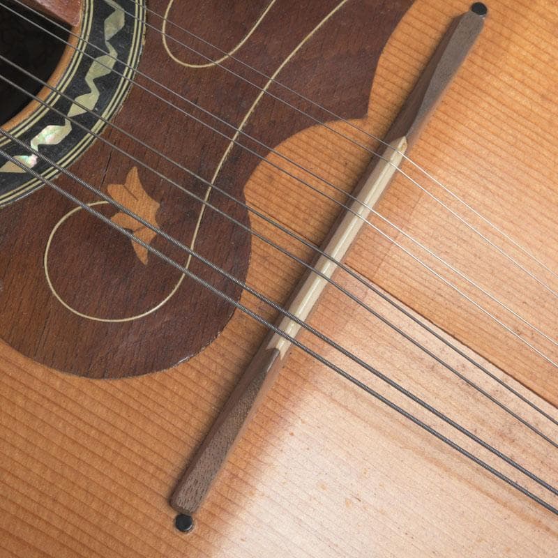 国島マンドリン　NO.103　鼈甲製ピック・弦・ハードケース付　V　9858A