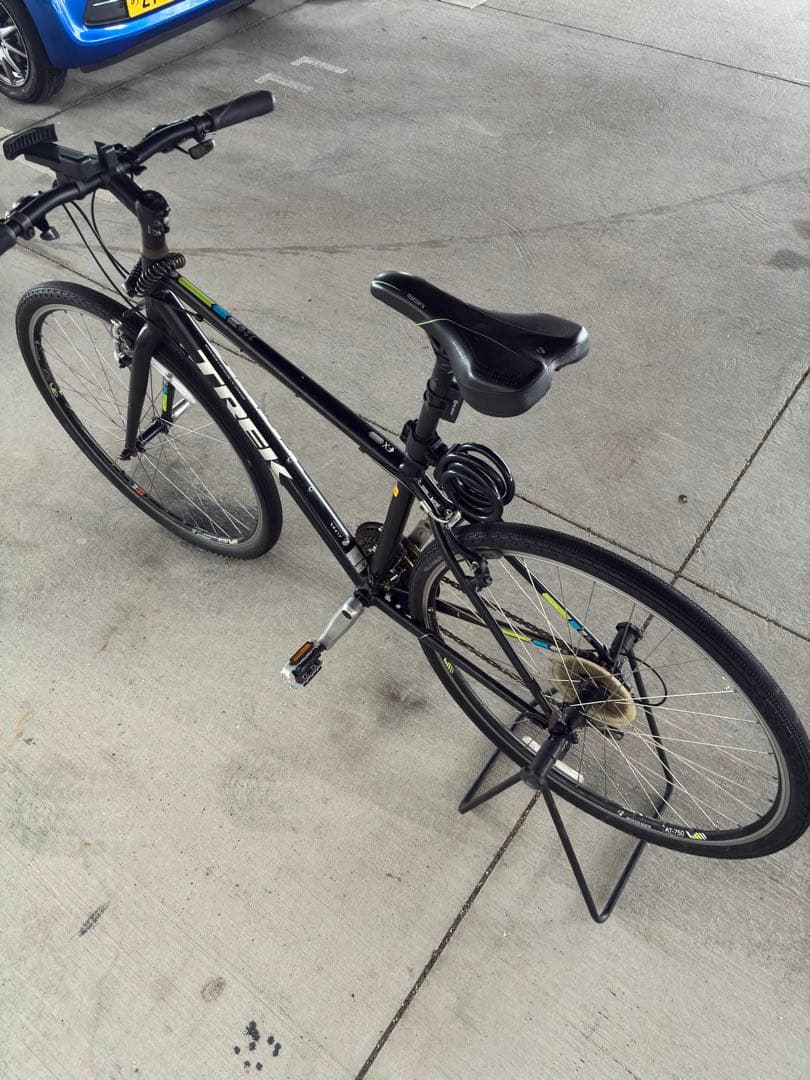 TREK クロスバイク