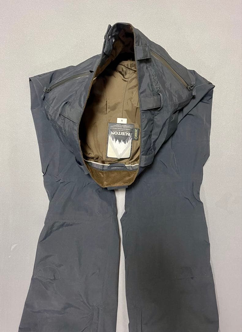 Burton Covert GORE-TEX 黒スノボウェア上下SETメンズS