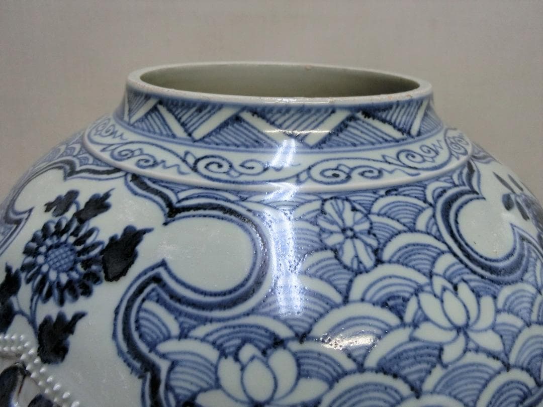 見栄え！！【中国陶磁器　大壷　鑑賞　美術品　辰砂染付花実文　高盛細工】◆古董